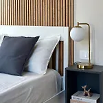 Tra I Gussi Apartman Imperia